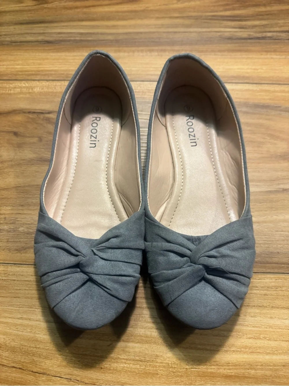 Roozin Brand Gray Knot-Front Ballet Flats Faux Suede